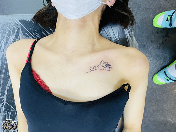 名古屋　タトゥー　女性